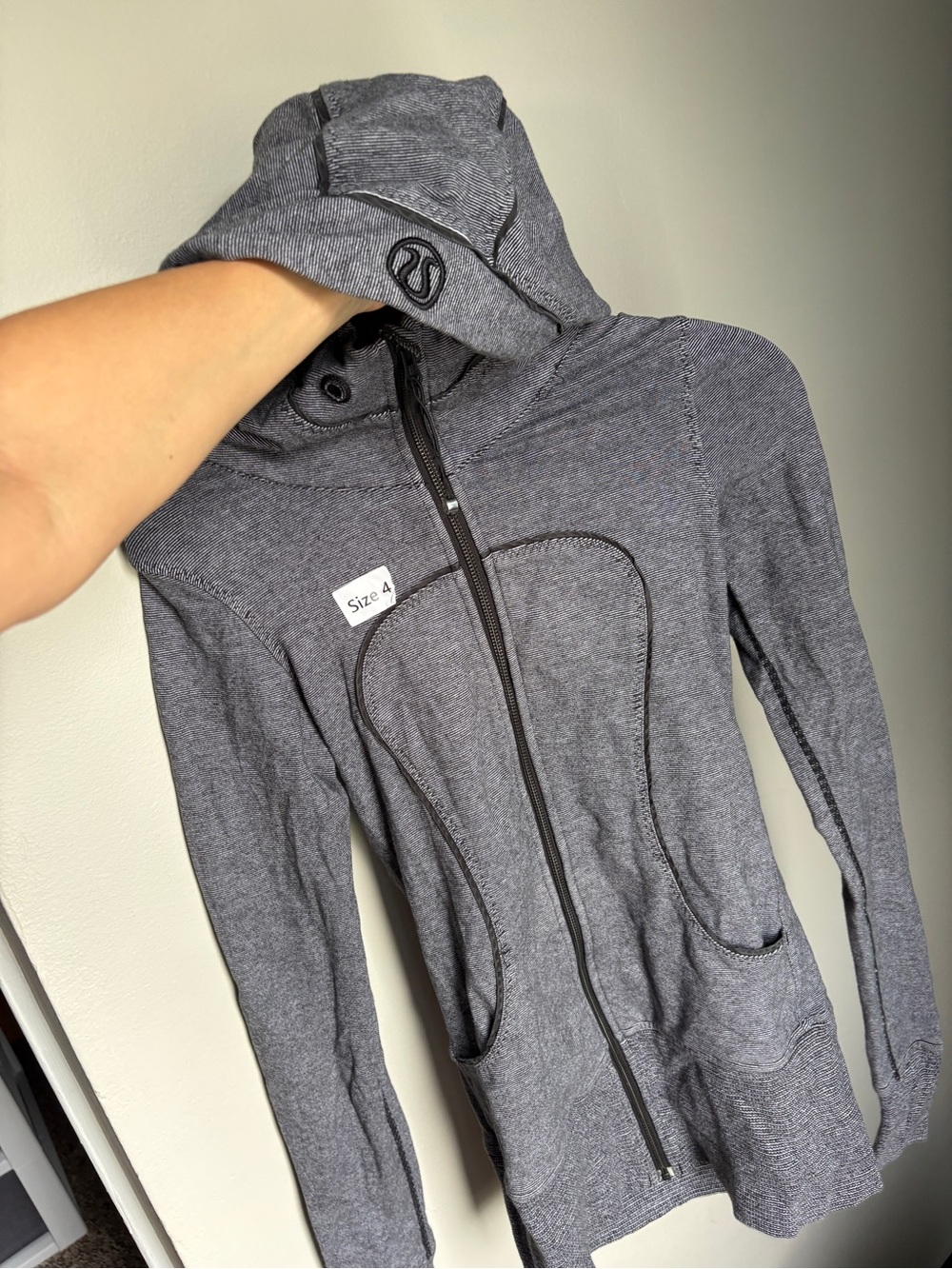 Lululemon Women’s Charcoal Grey Zip-Up Hoodie Scuba Sweatshirt